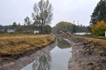 Odmulanie kanału wodnego dla Z.A. Puławy (4)